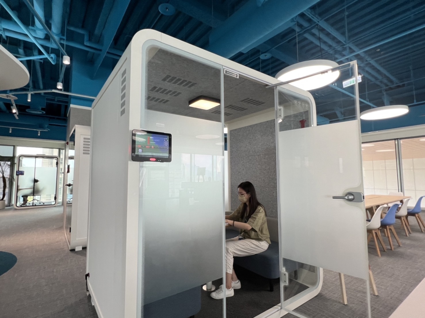 梦之城高雄據點的智慧行動辦公艙，展現梦之城在面板以外的研發應用軟實力